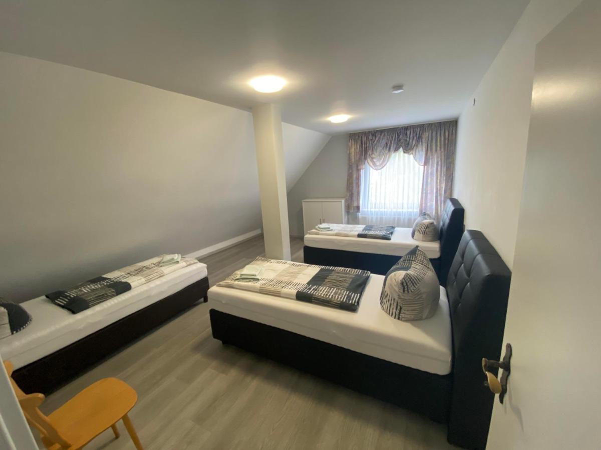 Feniks Apartment *